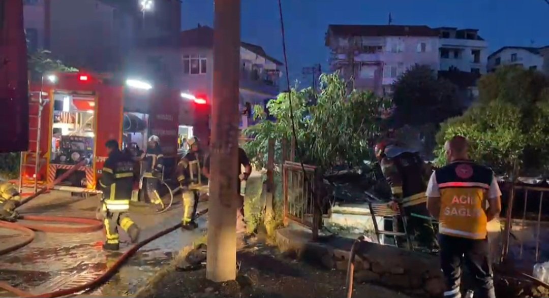 Derince'de Gecekondu Yangını: Kundaklama Şüphesi Araştırılıyor