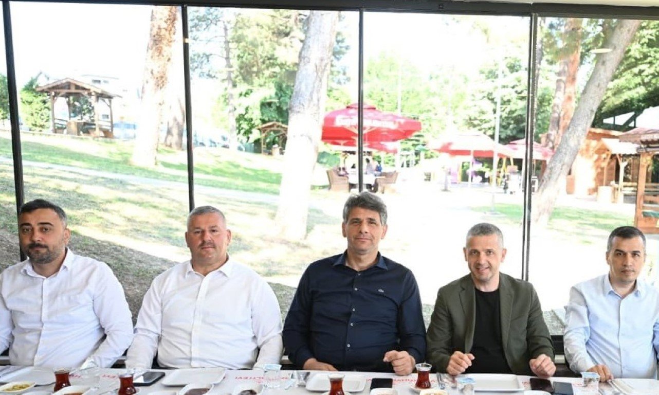 Kartepe’de Hizmetler Muhtarlarla Masaya Yatırıldı